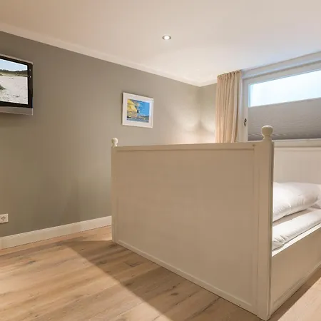 Hues Holiday home *