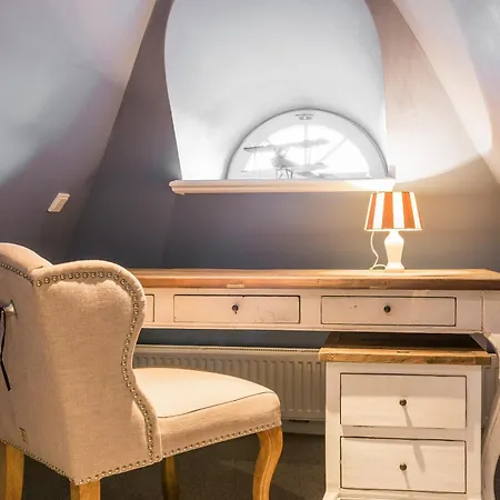 Holiday home Hues *
